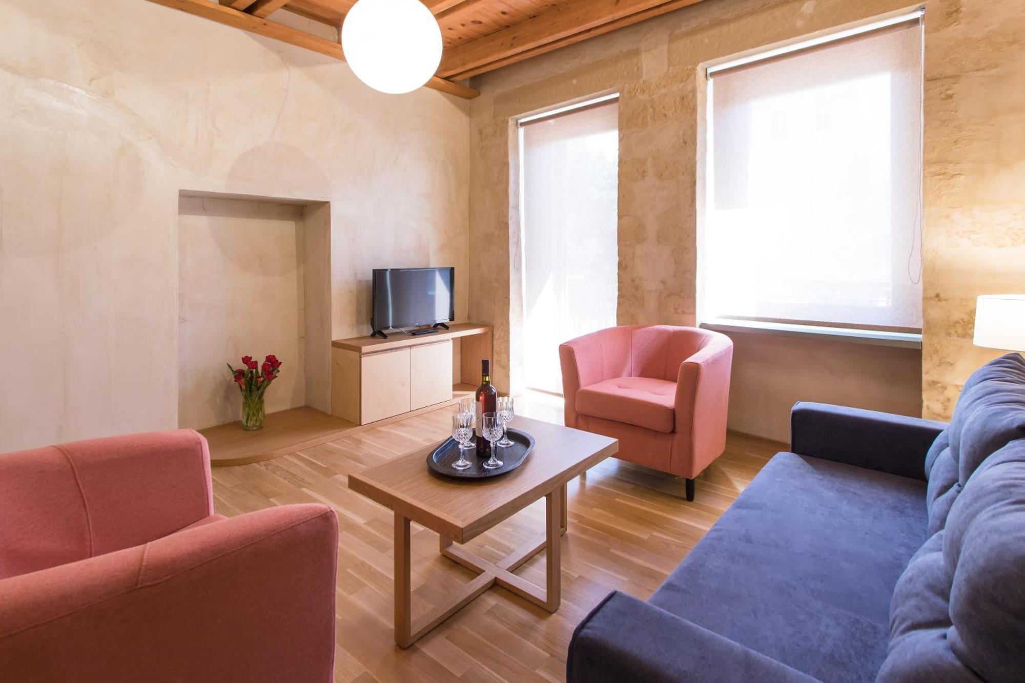 Polixeny'S Suites Chania  Bagian luar foto